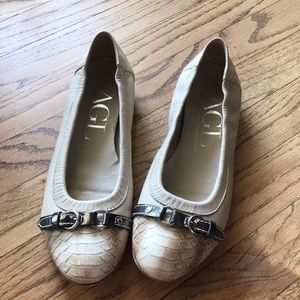 AGL iconic ballet flats